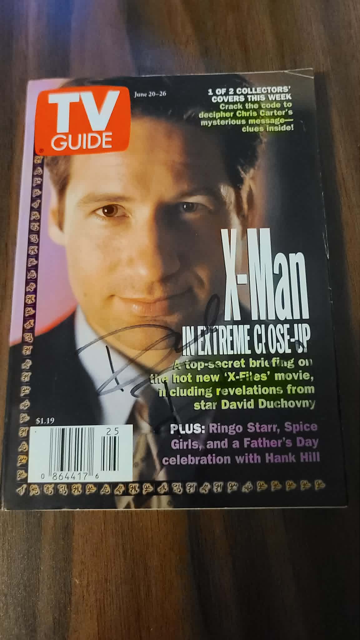 *X-files - David Duchovny Autographed TV GUIDE