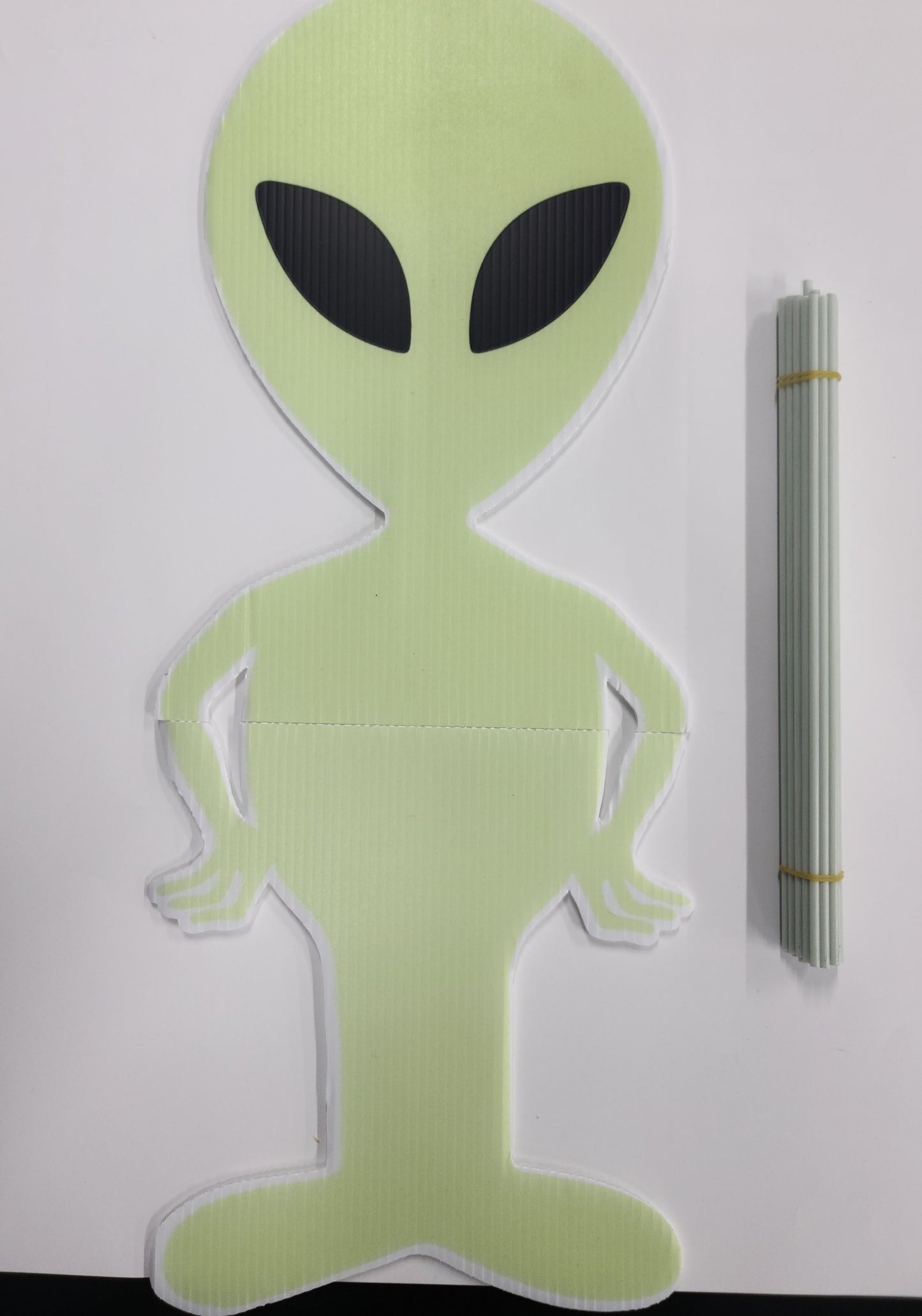 Alien Yard Sign - Glow in the Dark - A