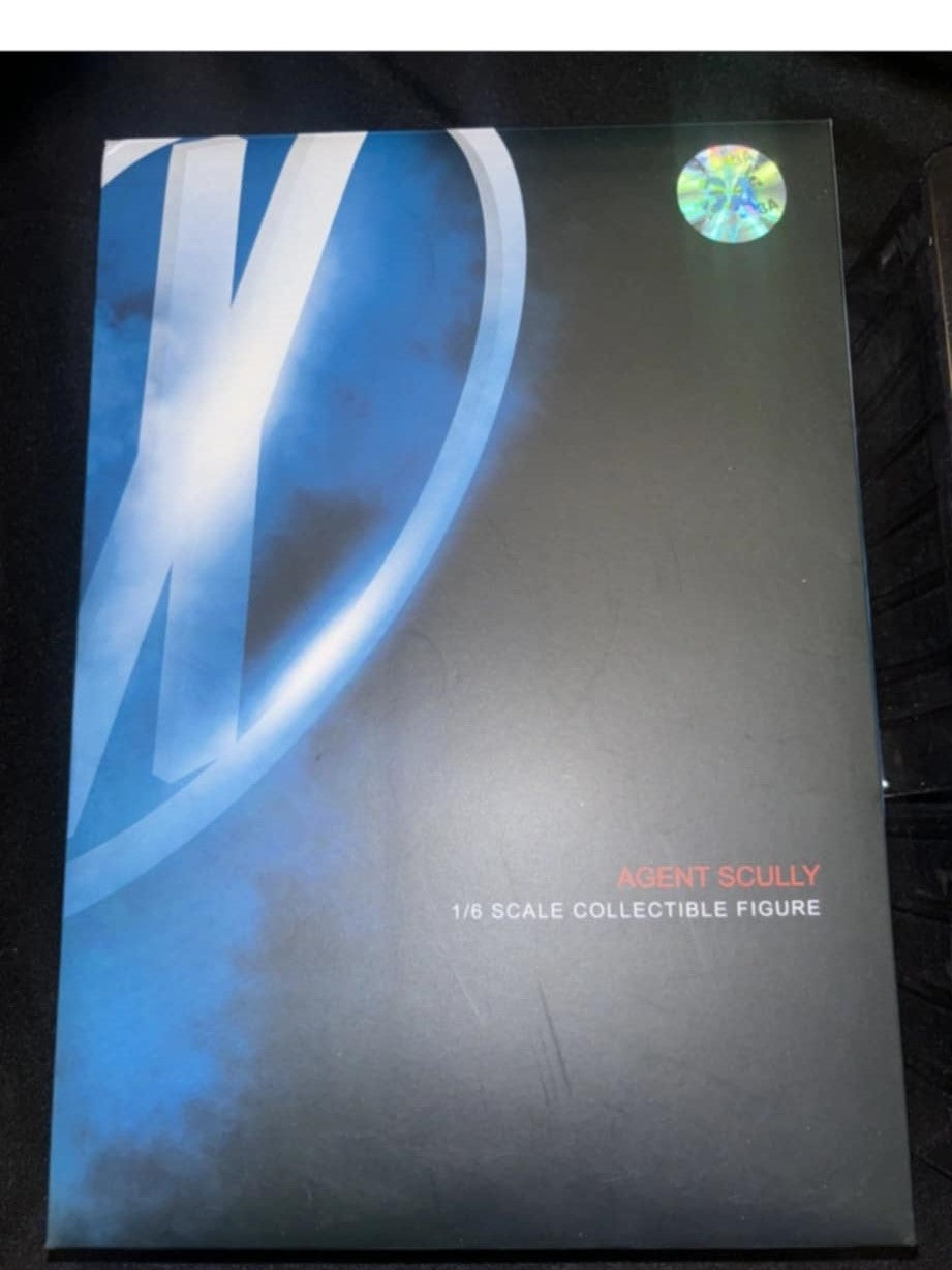 X-Files- Dana Scully LIMITED Edition three zero figure complete