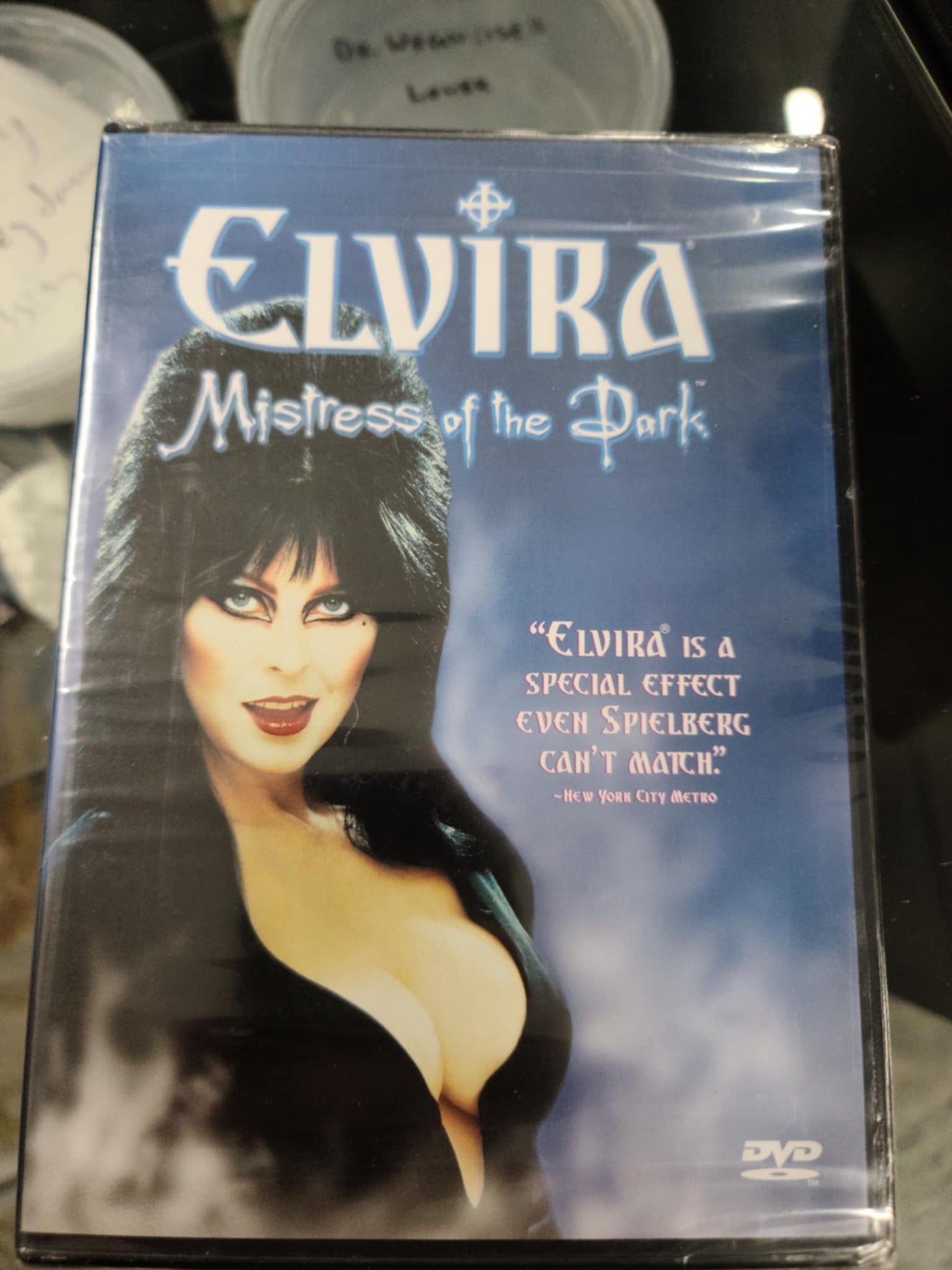 Elvira Mistress of the Dark-  Horror