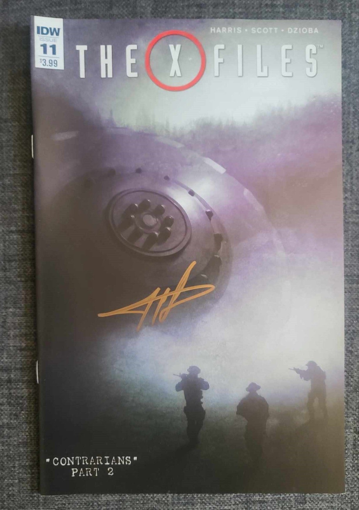 The X-Files Season IDW #11 - Autographed by Joe Harris