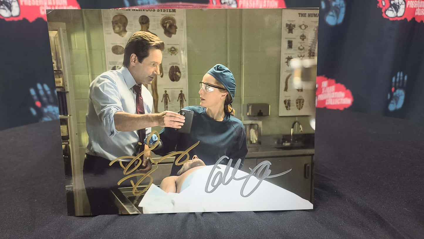*X-Files- 8x10 photo of Mulder and Scully- Autographed by both David Duchovny and Gillian Anderson