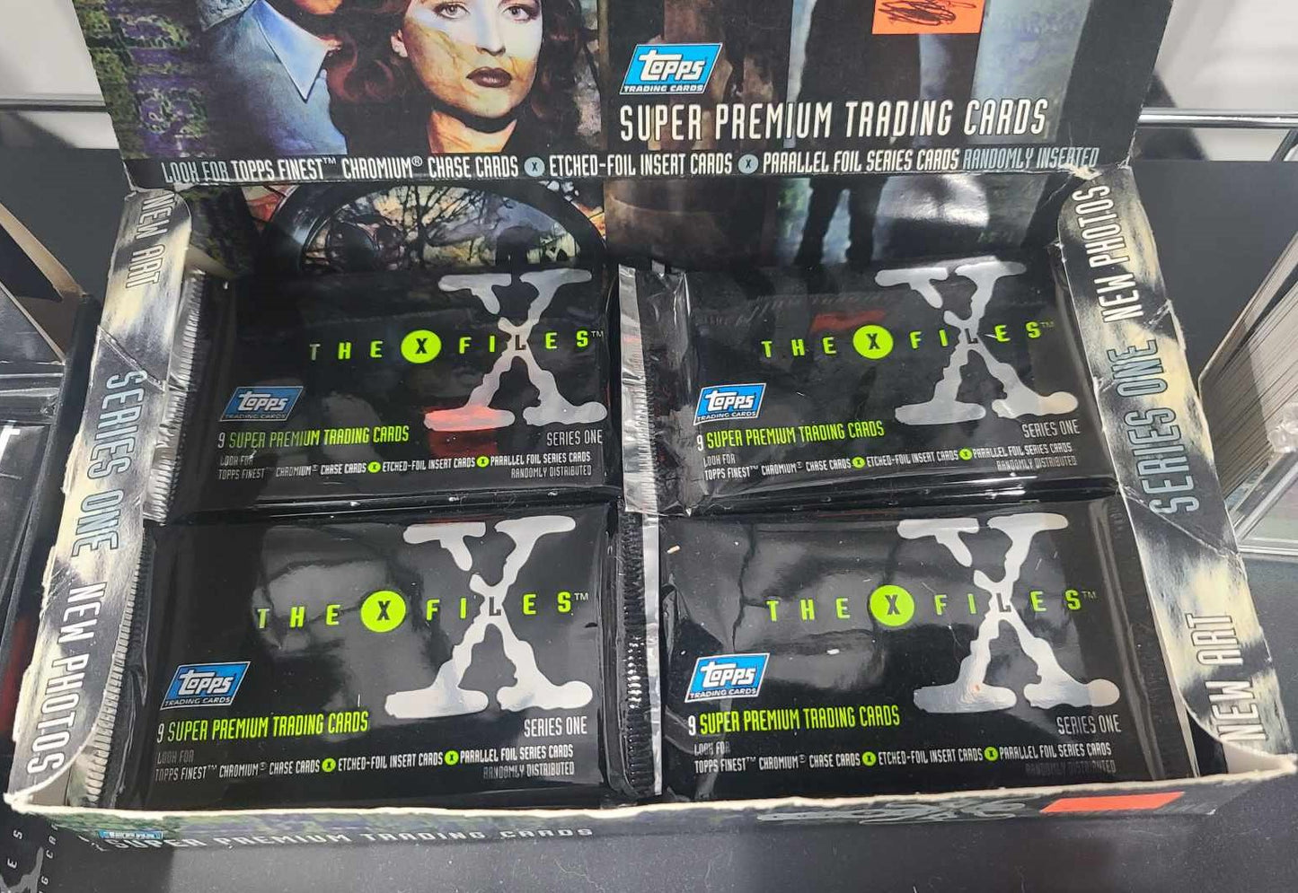 The X-Files Topps Series One- Trading Card Packs