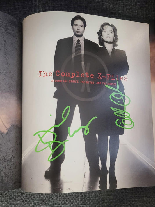 "The Complete X-Files" book - Autographed by David Duchovny and Gillian Anderson  (JAB)