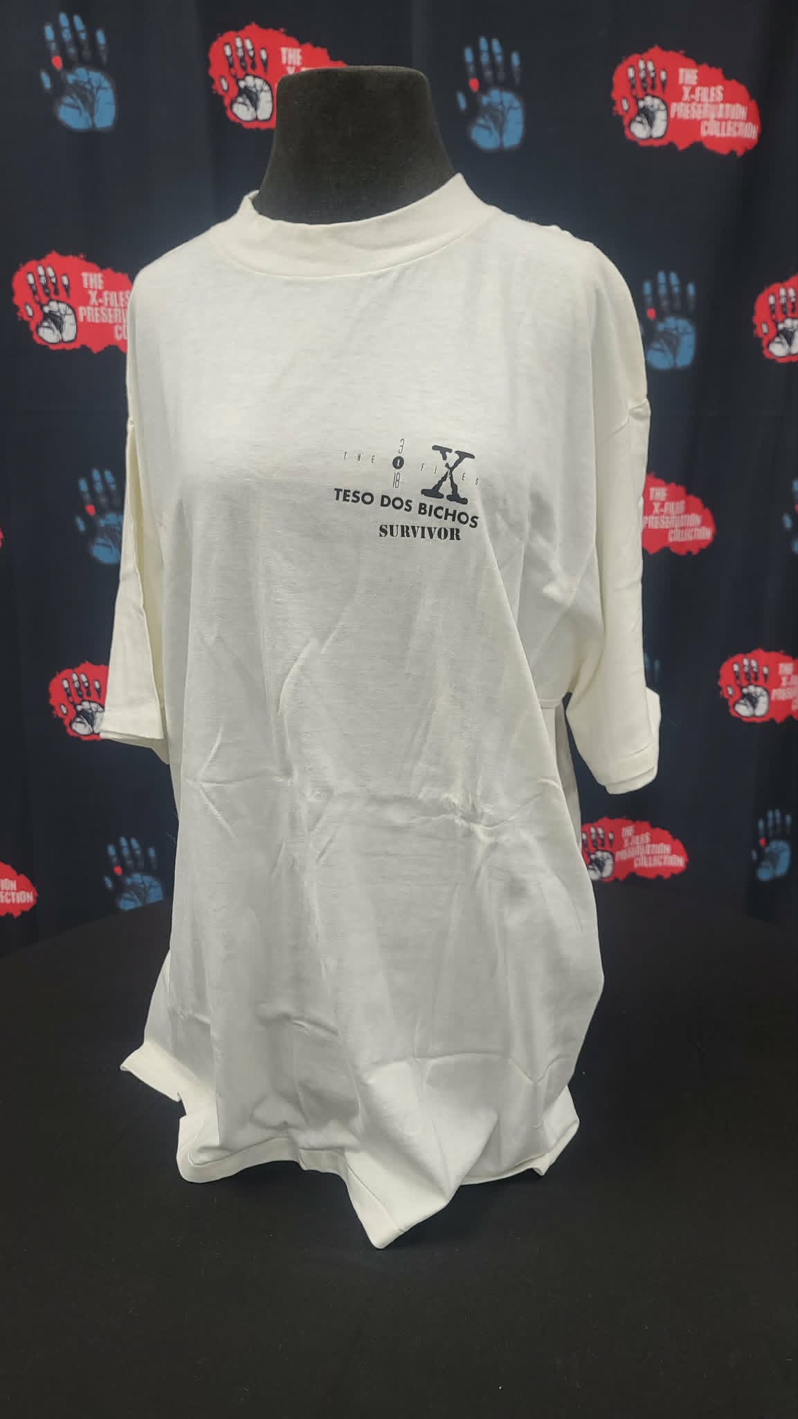* X-Files- Teso Dos Bichos  Survivor Crew Shirt