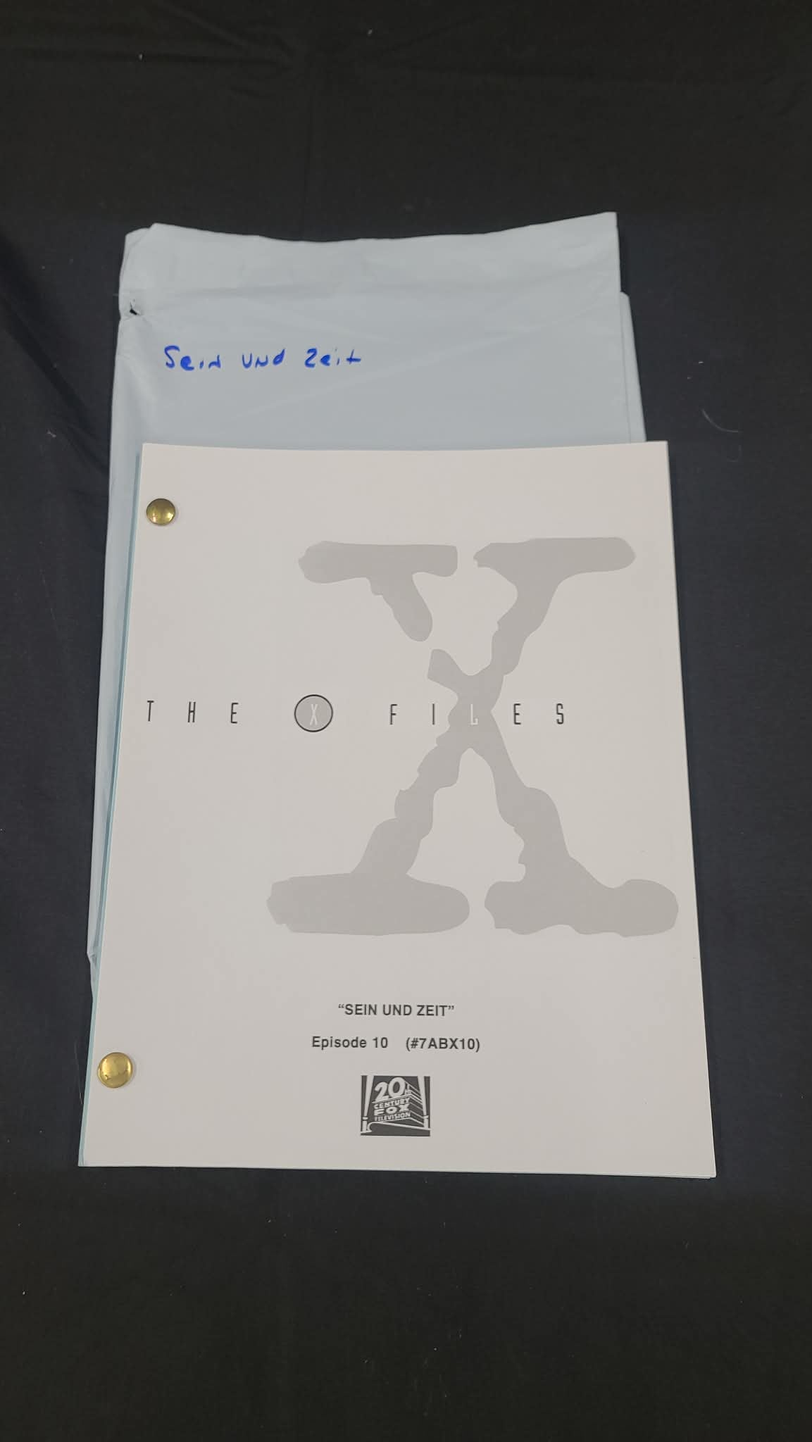 *X-Files - Original Production Used Script - SEIN UND ZEIT
