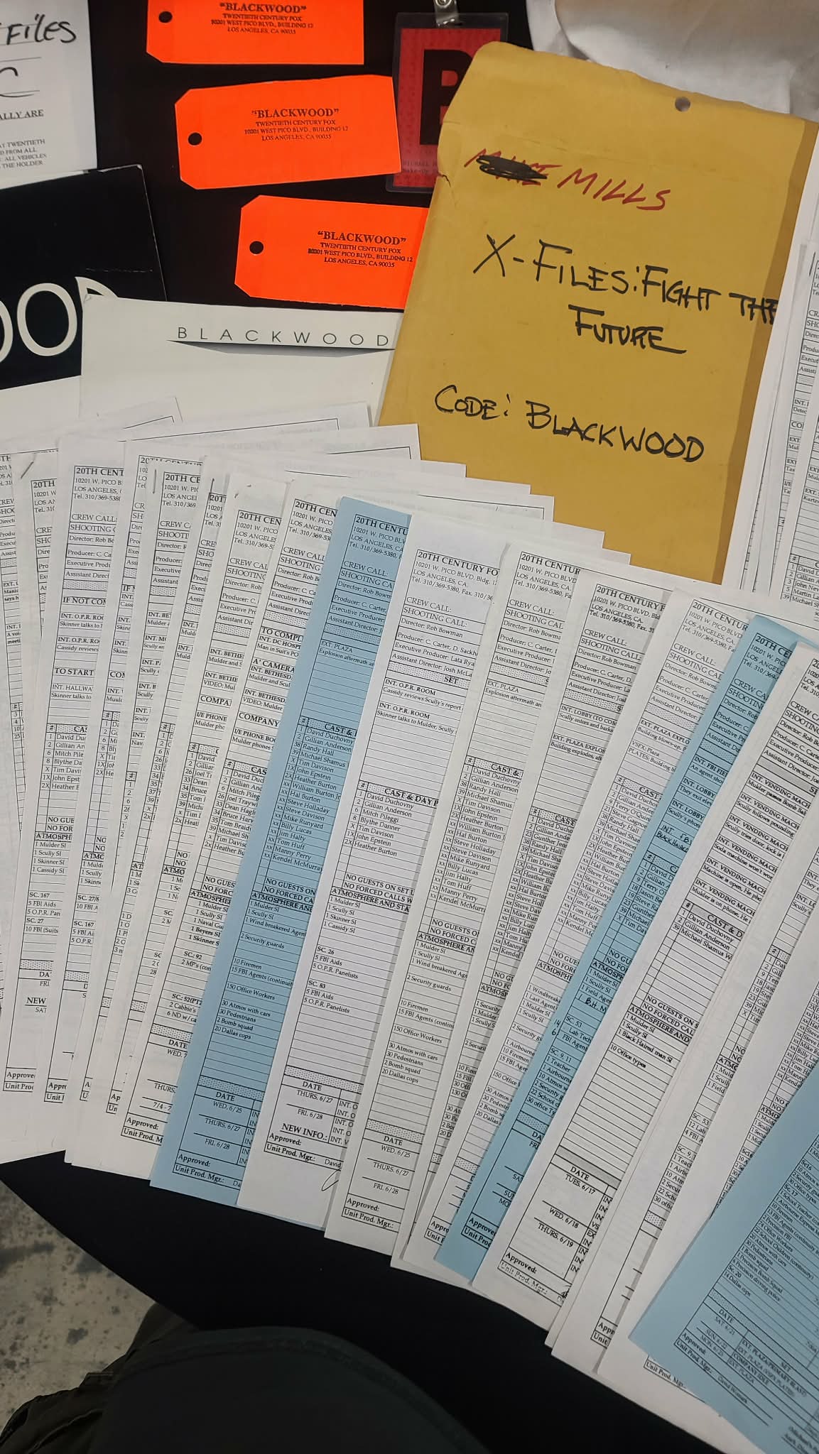 *X-Files - VERY RARE ** Blackwood / Fight The Future Original Production Call Sheets (approx. 80 ), and more