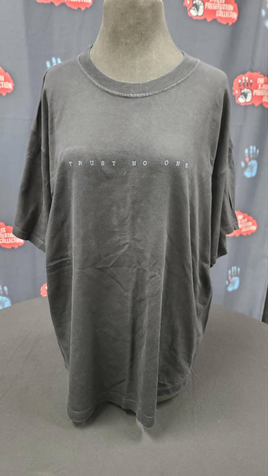 * X-Files- Trust No One Shirt *RARE* Stanley DeSantis