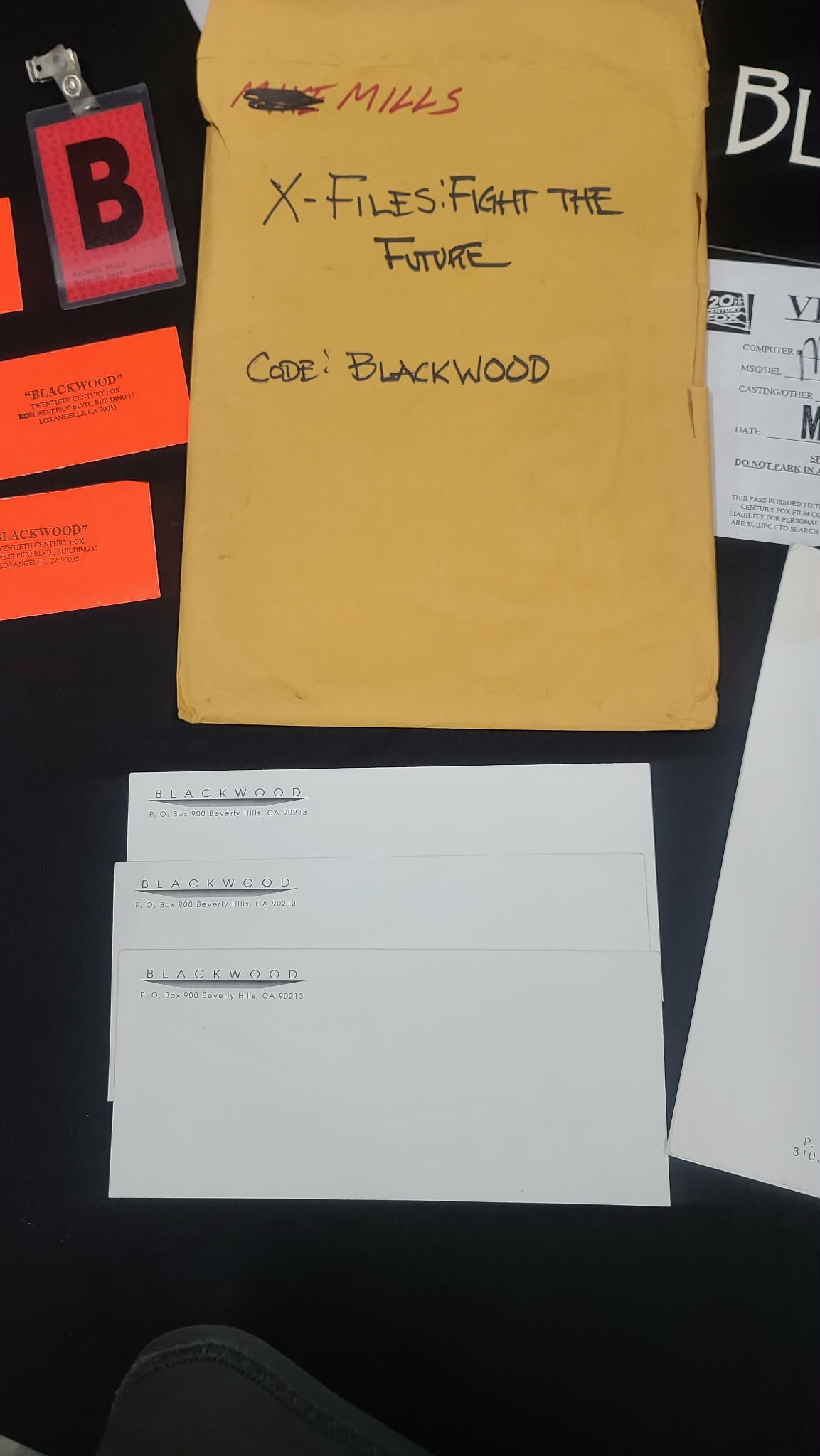 *X-Files - VERY RARE ** Blackwood / Fight The Future Original Production Call Sheets (approx. 80 ), and more