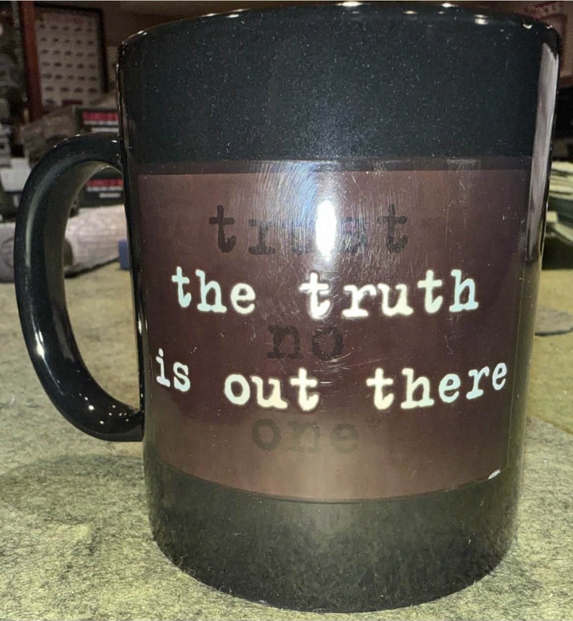 The X-Files Official Coffee Mug  Heat Changing