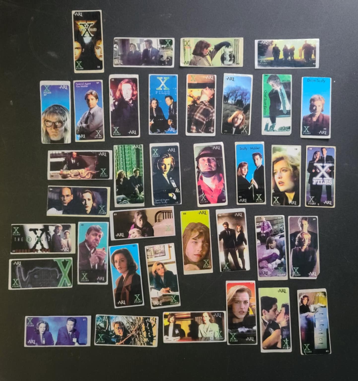 The X-Files International Bubble Gum Stickers - *Rare*