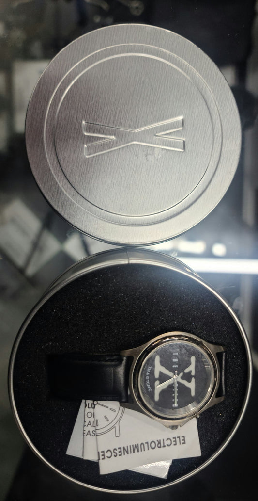 The X-Files Limited Edition Logo Watch in Metal Display Tin