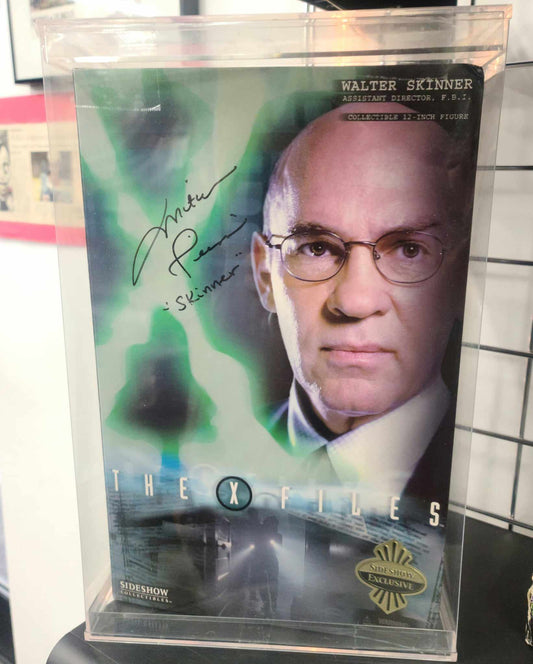 Exclusive Walter Skinner Sideshow Figure  -Autographed by Mitch Pileggi - Very Rare