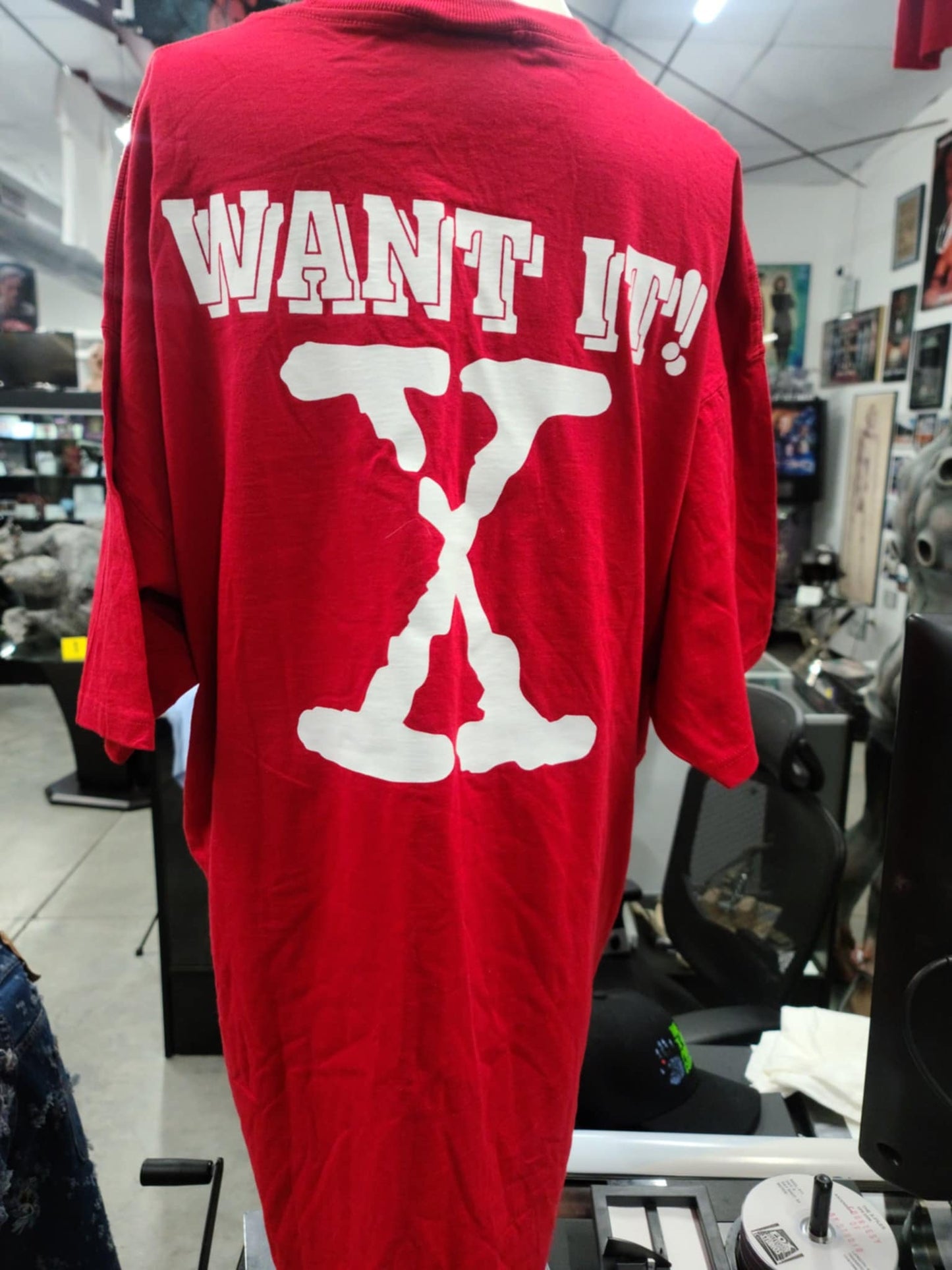 WANT IT - X-Files Season 9 Crew Shirt