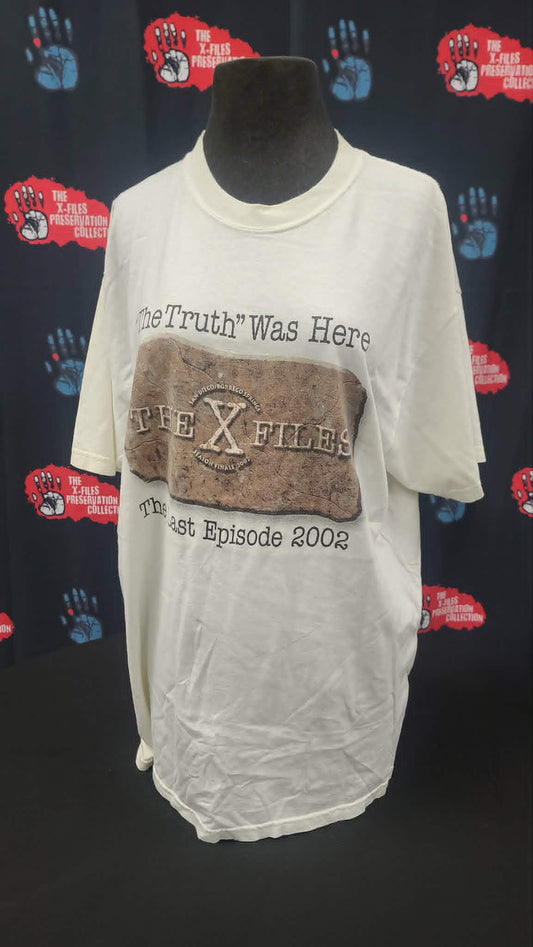 * X-Files-"The Truth" Was Here THE X-FILES Season Finale Crew Shirt 2002