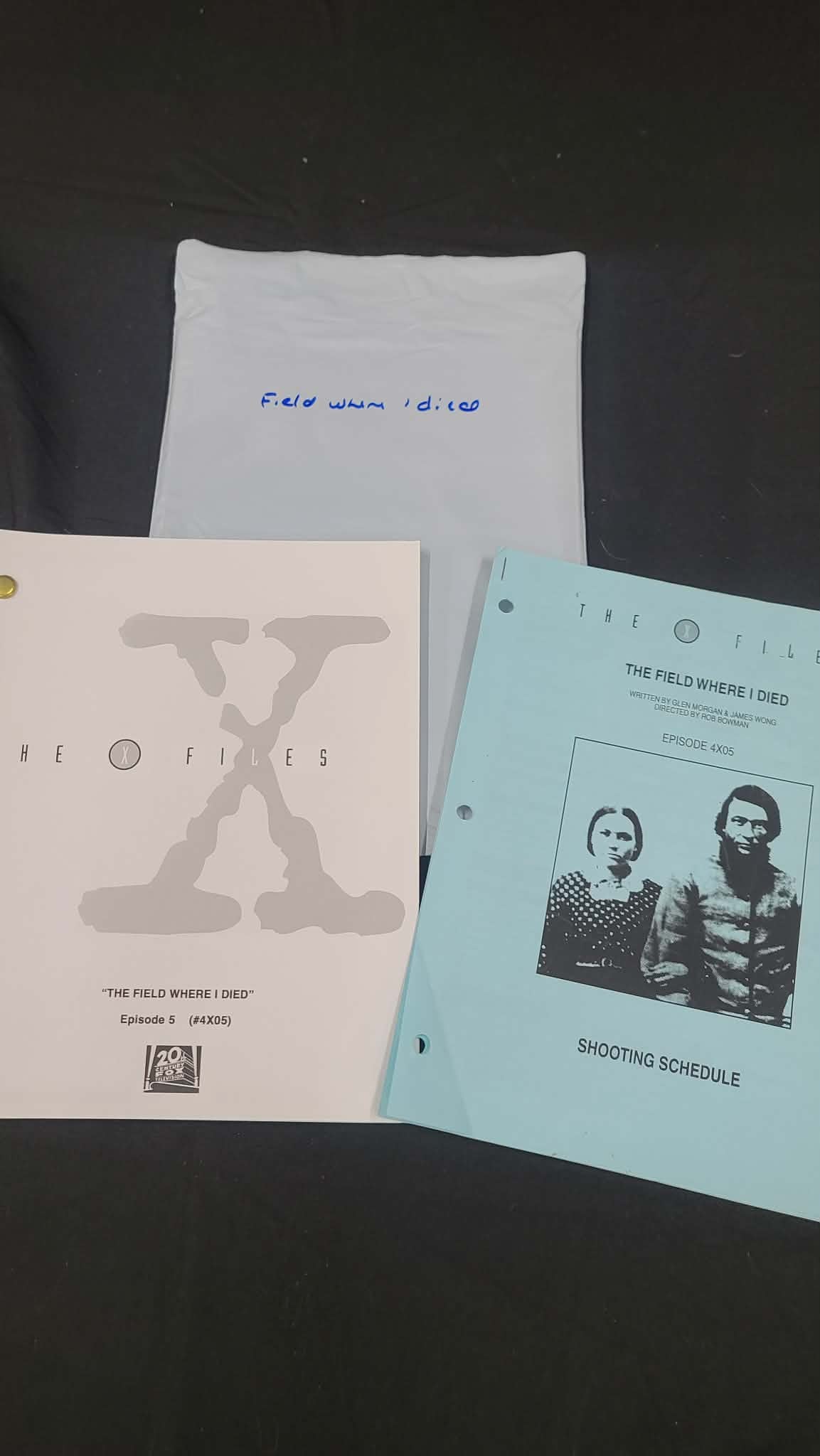 *X-Files - Original Production Used Script and more - THE FIELD WHERE I DIED