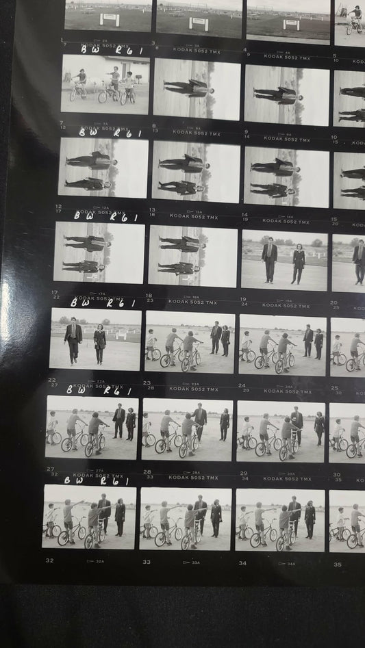 *X-Files- Original Production Used Contact Sheet - FIGHT THE FUTURE (BLACKWOOD) - Mulder & Scully playground