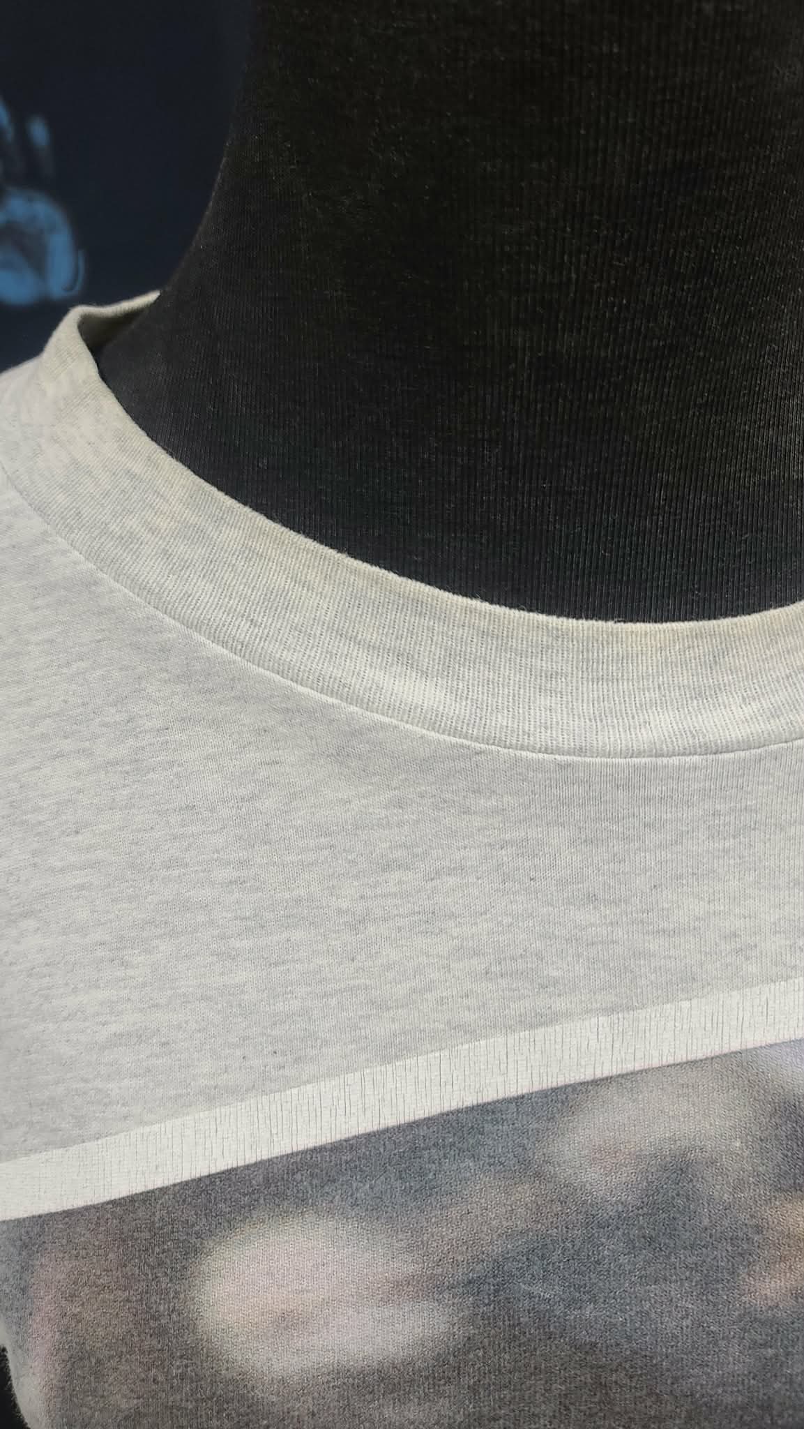 * X-Files- Season 4  "UNRUHE" Crew Shirt