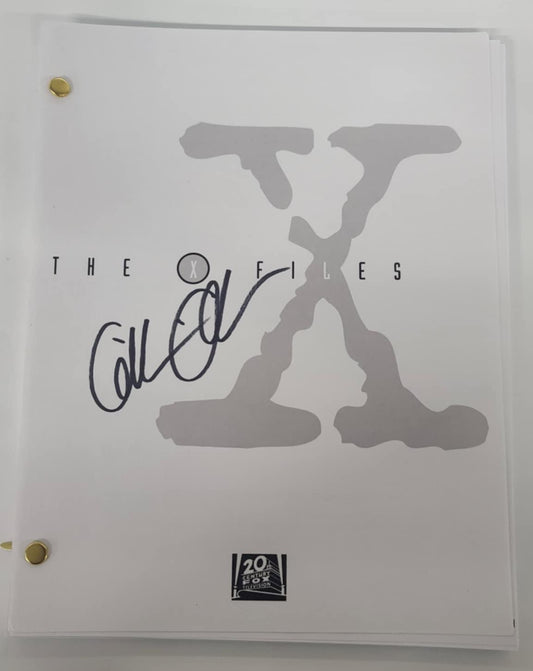 X-Files Production Script copy -episode TRIANGLE -Autographed by Gillian Anderson