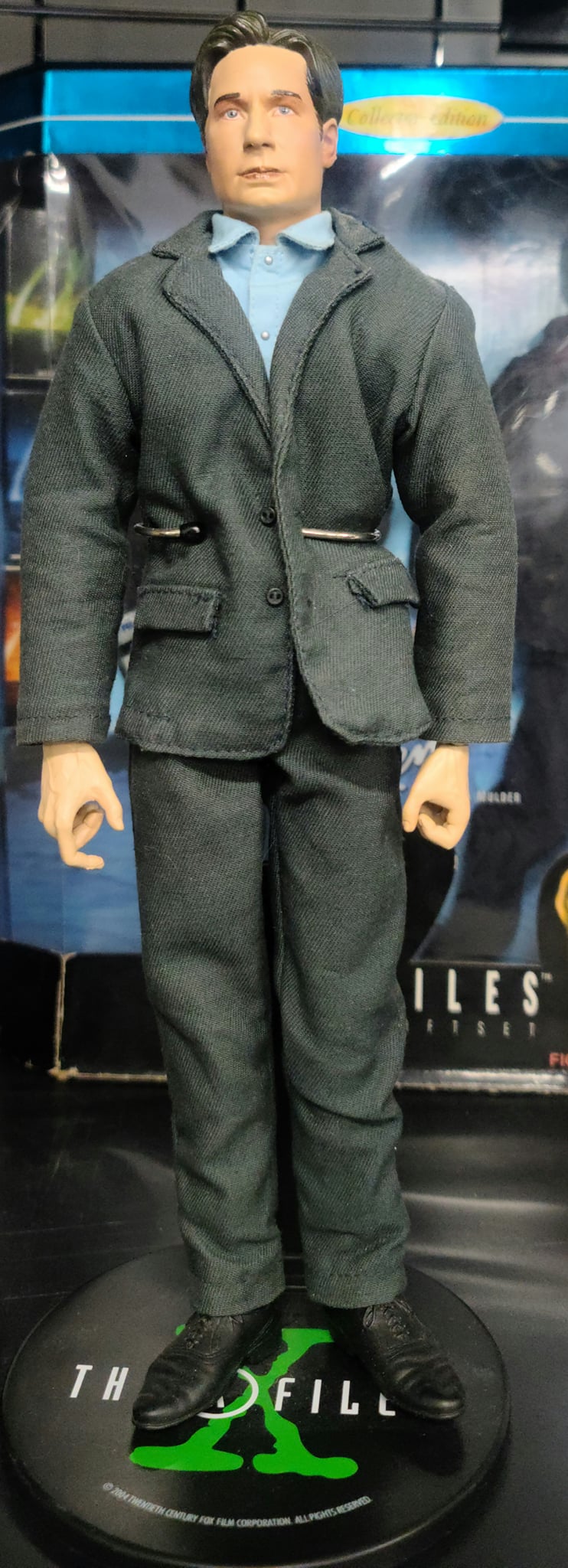 Agent Fox Mulder Sideshow Figure -Loose
