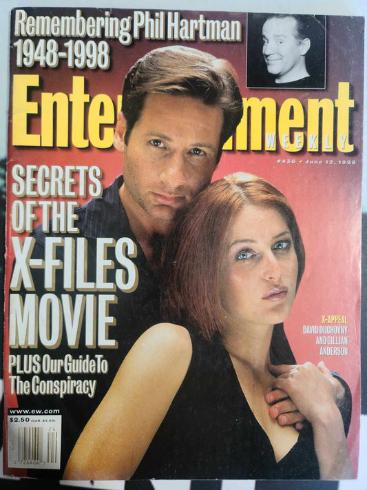 Entertainment Weekly # 436 - David Duchovny and Gillian Anderson Cover